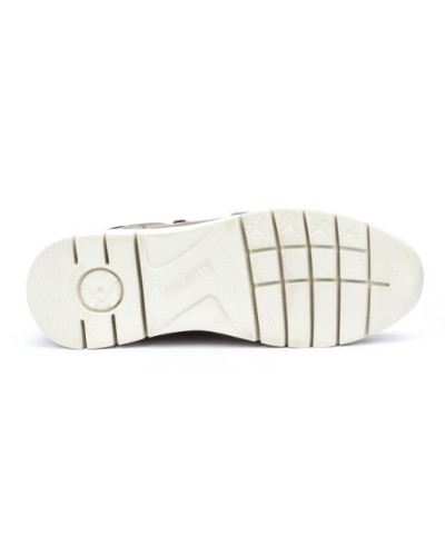Sporty dark woman Pikolinos W4r-6718c5