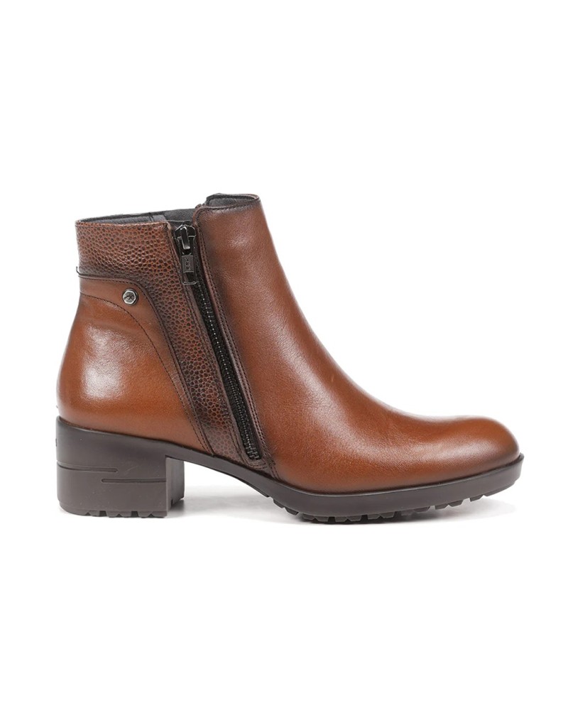 Botin-Frau Fluchos F1367