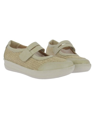 Sportliche Mercedes-Frau Doctor Cutillas 50315