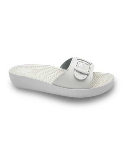 Donna a mani rovescia 130