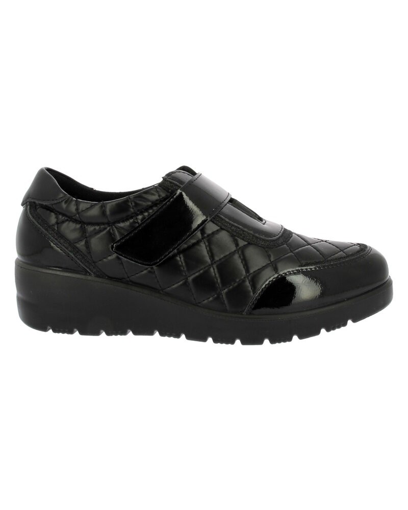 Sporty casual woman Doctor Cutillas 45415