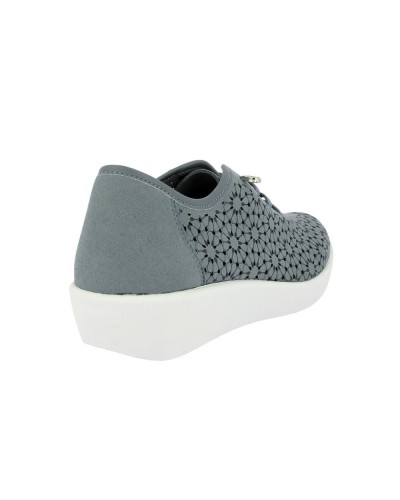 Sportliche englische Frau Doctor Cutillas Iconic 38472