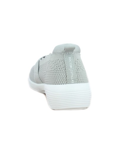 Sportliche Frau Camping Doctor Cutillas 39503