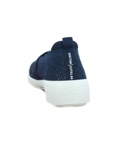Sportliche Frau Camping Doctor Cutillas 39503