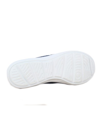 Sportliche Frau Camping Doctor Cutillas 39503