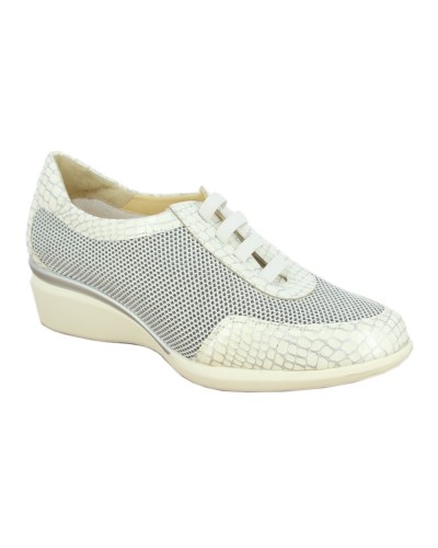 Mulher de sapato esportivo Doctor Cutillas 55445