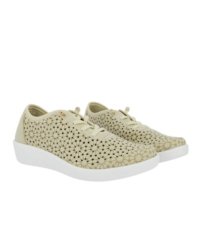 Sportliche englische Frau Doctor Cutillas Iconic 38472