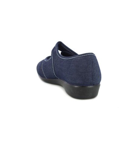 Mercedes-Frau Doctor Cutillas 10209