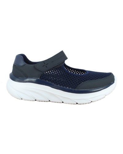 Sportliche Mercedes-Frau Doctor Cutillas 13705