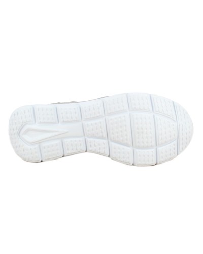 Sportliche Mercedes-Frau Doctor Cutillas 13705