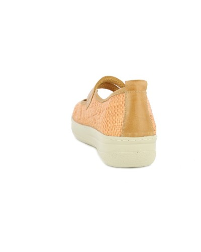 Sportliche Mercedes-Frau Doctor Cutillas 50297
