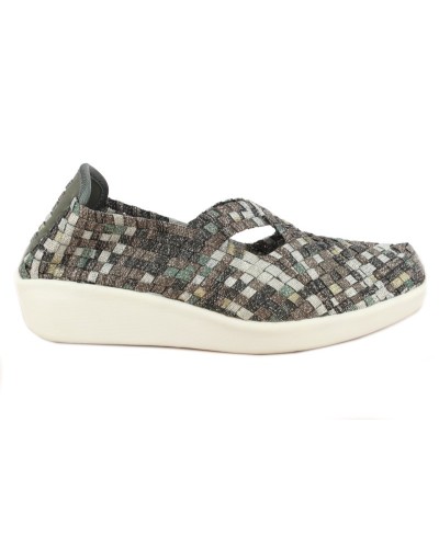 Sportliche Mercedes-Frau Doctor Cutillas 13407