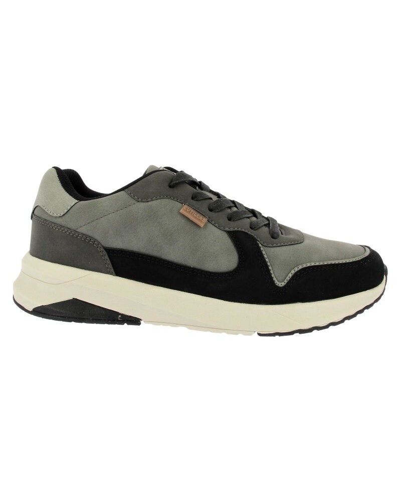 Sportlicher zufälliger Mann Doctor Cutillas 34606