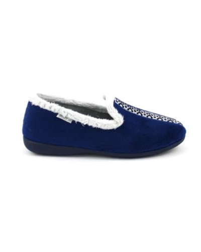 Sneaker House Frau Wand 4011