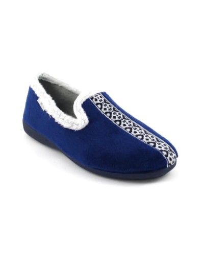 Sneaker House Frau Wand 4011